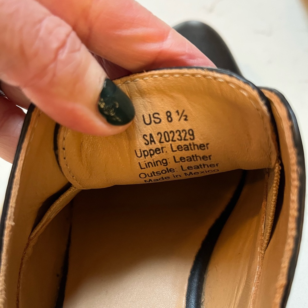 Nisolo Black Leather Flats - Picture 3 of 4